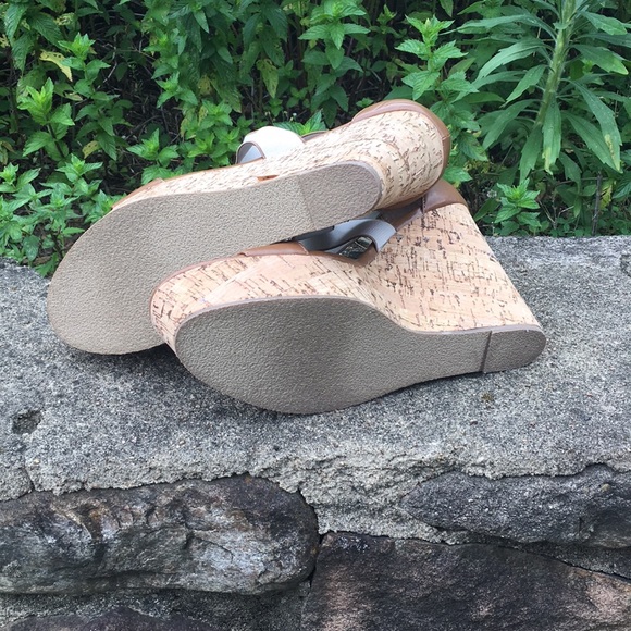 Steve Madden Platform Sandals - Picture 6 of 8